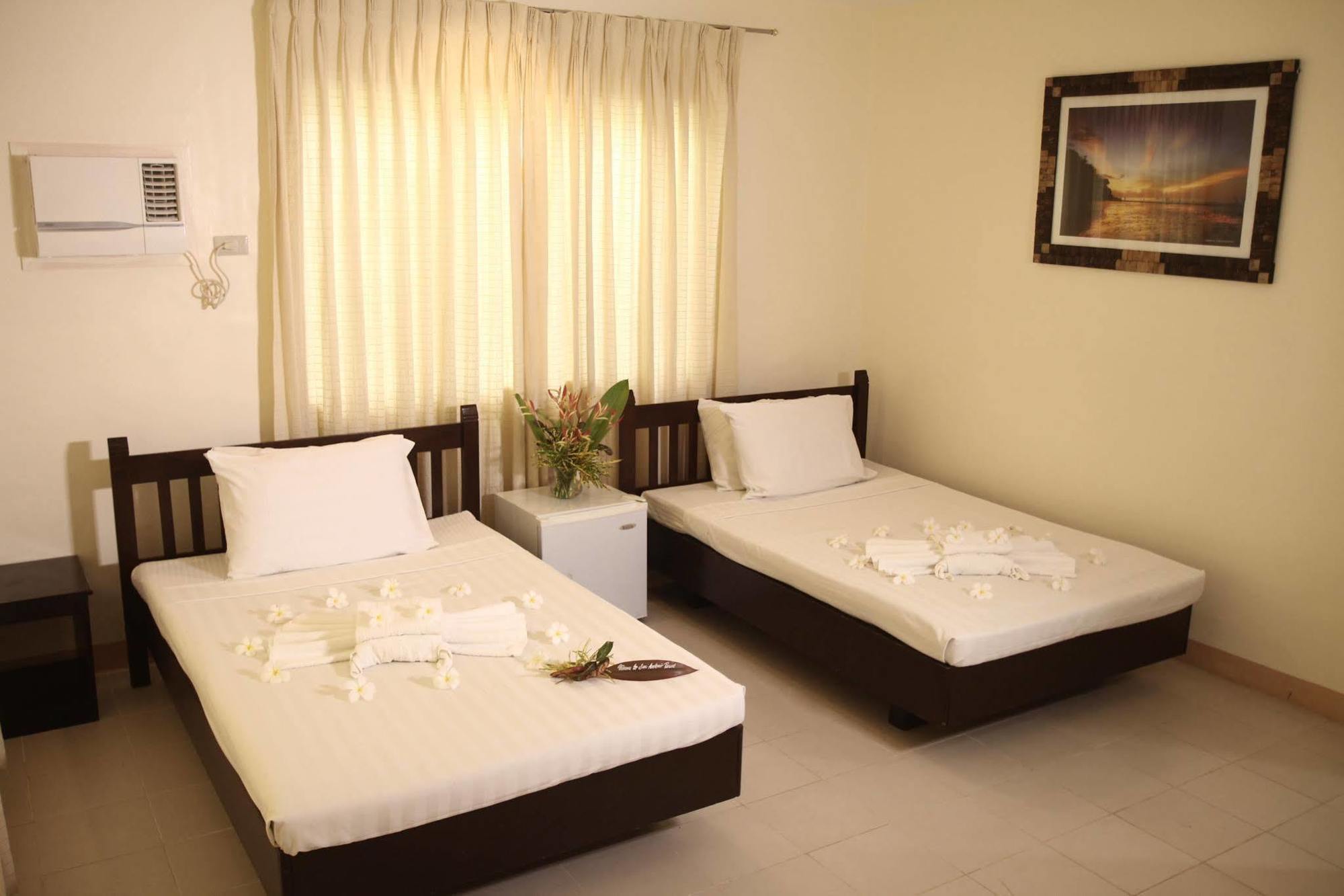 San Antonio Resort Roxas City Εξωτερικό φωτογραφία